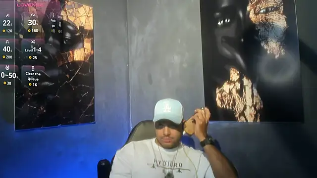 Snapshot of Big_furry_bear13 chatting on 10.04.25 Big furry bear13 online show from 10.04.25