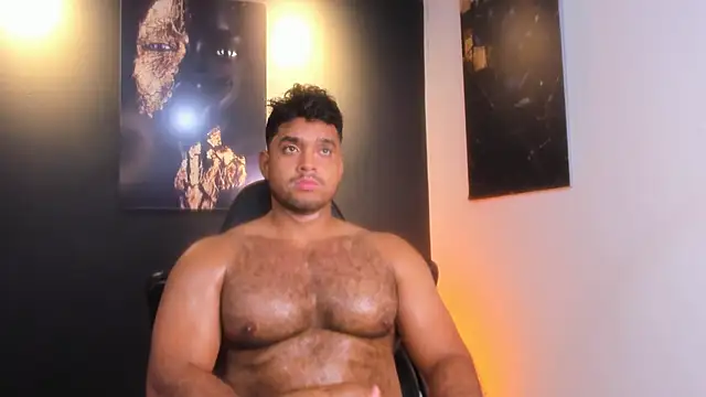 Snapshot of Big_furry_bear13 chatting on 11.16.25 Big furry bear13 online show from 11.16.25