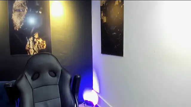 Snapshot of Big_furry_bear13 chatting on 12.02.25 Big furry bear13 online show from 12.02.25