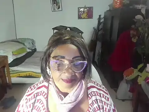 Mrs mommy  online show from 03.22.25