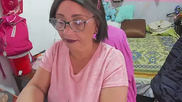 Mrs mommy  online show from 03.17.26