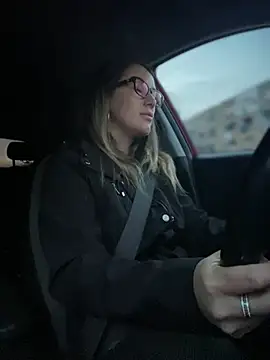 Snapshot of HotXMom chatting on 03.11.25 HotXMom online show from 03.11.25