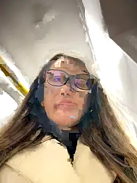 Snapshot of HotXMom chatting on 10.14.25 HotXMom online show from 10.14.25