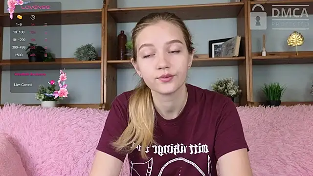 Ksuhesa online show from 09.14.25