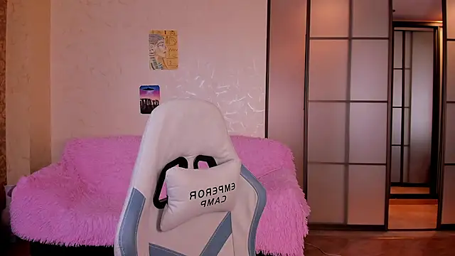 Ksuhesa online show from 03.14.26