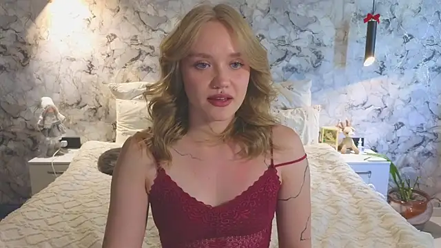 Aurora Golden1 online show from 07.04.26