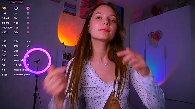 soffy  kisss online show from 06.08.26