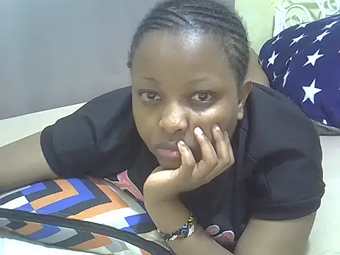 Snapshot of ana_faden chatting on 10.30.25 ana faden online show from 10.30.25