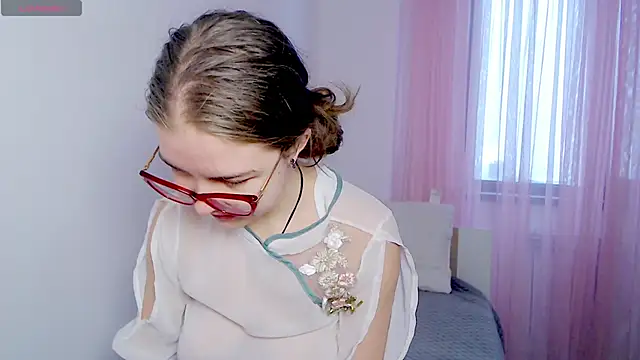 Sarah HS online show from 02.24.26