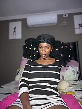 Snapshot of Candy-Heart chatting on 03.15.26 Candy-Heart online show from 03.15.26