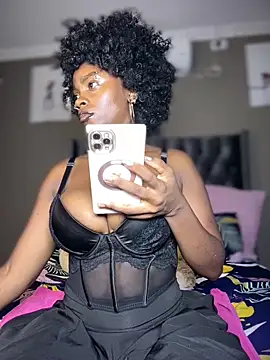 Snapshot of Candy-Heart chatting on 04.08.26 Candy-Heart online show from 04.08.26