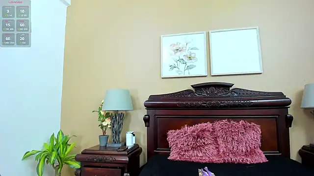 AriSweet online show from 06.13.26