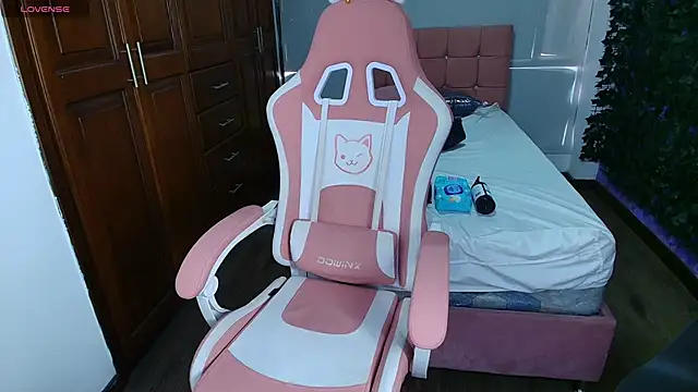 emmars  online show from 10.23.25