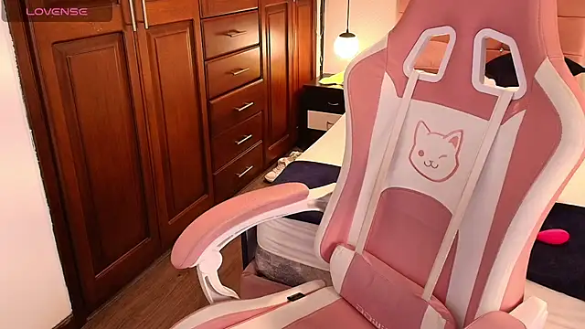 emmars  online show from 02.22.26