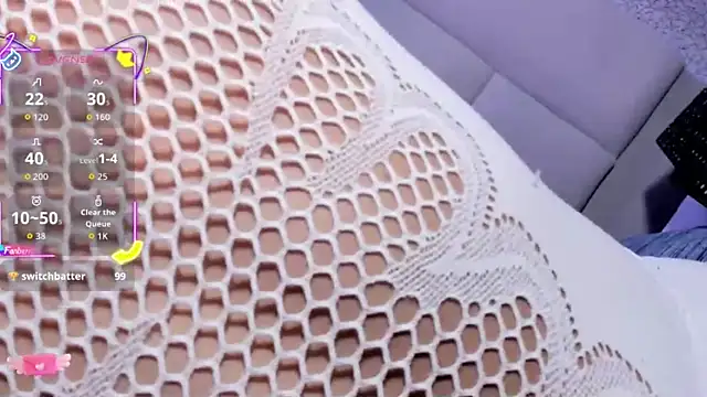 Snapshot of Summer_walkerr chatting on 09.27.25 Summer walkerr online show from 09.27.25