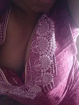 Snapshot of Ivy-09 chatting on 03.07.26 Ivy-09 online show from 03.07.26