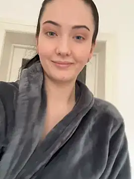 Snapshot of Sugarlina chatting on 02.17.25 Sugarlina online show from 02.17.25