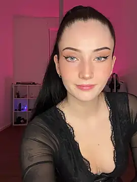 Snapshot of Sugarlina chatting on 03.01.25 Sugarlina online show from 03.01.25