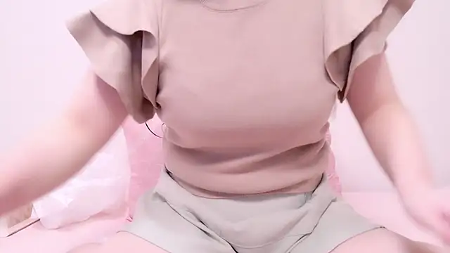 Snapshot of x--Miu--x chatting on 03.14.25 x--Miu--x online show from 03.14.25