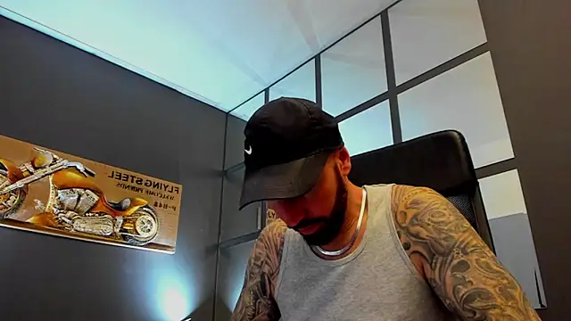 AronGrant online show from 12.04.25