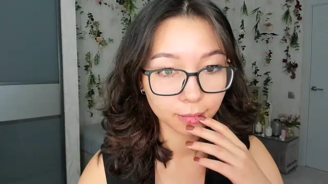 AgnieszkaBanana online show from 11.13.25