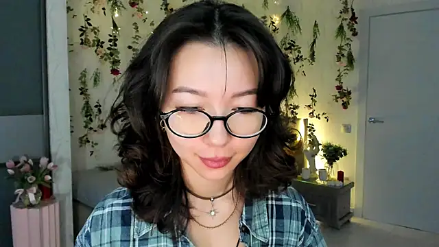 AgnieszkaBanana online show from 04.23.26