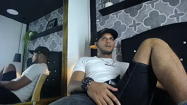 Chris Dick23 online show from 07.05.26