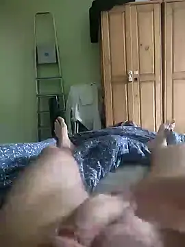 Snapshot of terisdfg chatting on 10.04.25 terisdfg online show from 10.04.25