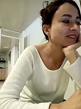 Snapshot of reme_ark23 chatting on 09.29.25 reme ark23 online show from 09.29.25