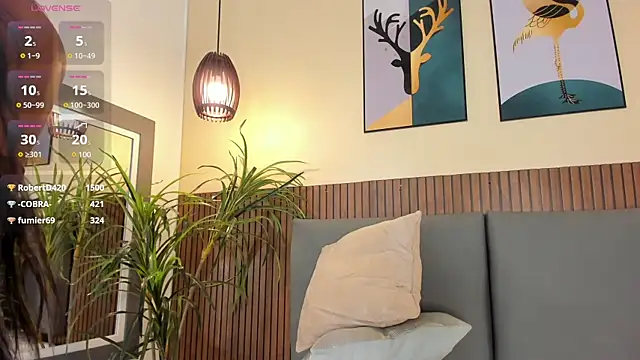 Snapshot of NicolleeEvanss chatting on 03.14.25 NicolleeEvanss online show from 03.14.25