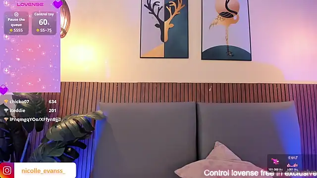 NicolleeEvanss online show from 04.29.26
