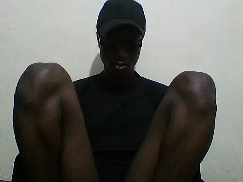 Snapshot of sexy4348 chatting on 09.20.25 sexy4348 online show from 09.20.25