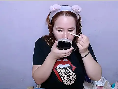 SubLayla01 online show from 05.01.26