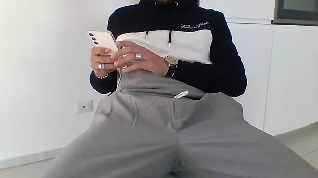 Snapshot of stepmarto3 chatting on 10.05.25 stepmarto3 online show from 10.05.25