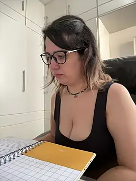 amooraaamoon online show from 02.21.26