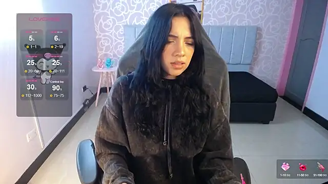 Snapshot of ninfa1_ch chatting on 01.15.25 ninfa1 ch online show from 01.15.25