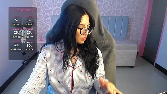 Snapshot of ninfa1_ch chatting on 01.25.25 ninfa1 ch online show from 01.25.25