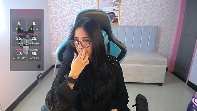 Snapshot of ninfa1_ch chatting on 01.28.25 ninfa1 ch online show from 01.28.25