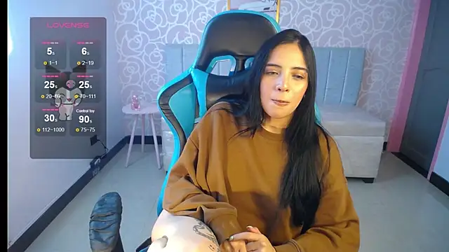 Snapshot of ninfa1_ch chatting on 01.29.25 ninfa1 ch online show from 01.29.25