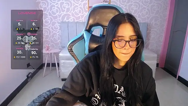 Snapshot of ninfa1_ch chatting on 01.30.25 ninfa1 ch online show from 01.30.25