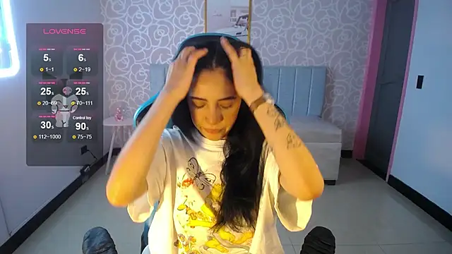 Snapshot of ninfa1_ch chatting on 02.03.25 ninfa1 ch online show from 02.03.25