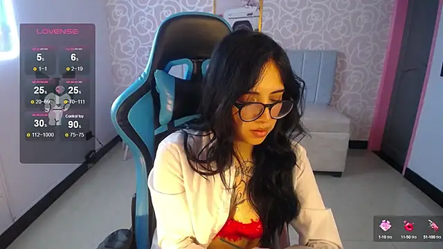 Snapshot of ninfa1_ch chatting on 02.25.25 ninfa1 ch online show from 02.25.25