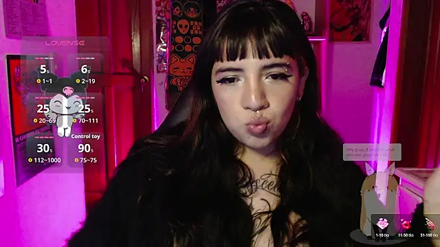 Snapshot of ninfa1_ch chatting on 10.28.25 ninfa1 ch online show from 10.28.25