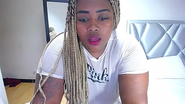 exotic karmella online show from 03.18.25