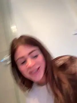 aus queen online show from 11.29.25