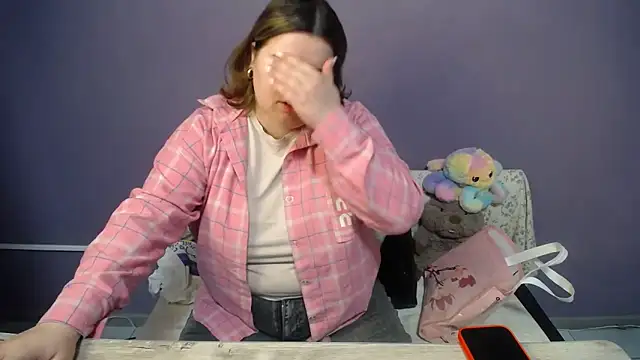 so shy online show from 05.01.26