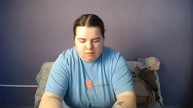 Snapshot of so_shy chatting on 06.09.26 so shy online show from 06.09.26