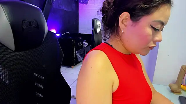 Snapshot of DarlingBDSM_ chatting on 02.02.26 DarlingBDSM online show from 02.02.26