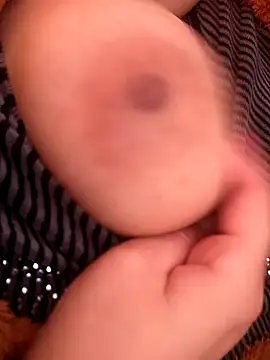 Snapshot of carmelasexy chatting on 01.11.26 carmelasexy online show from 01.11.26