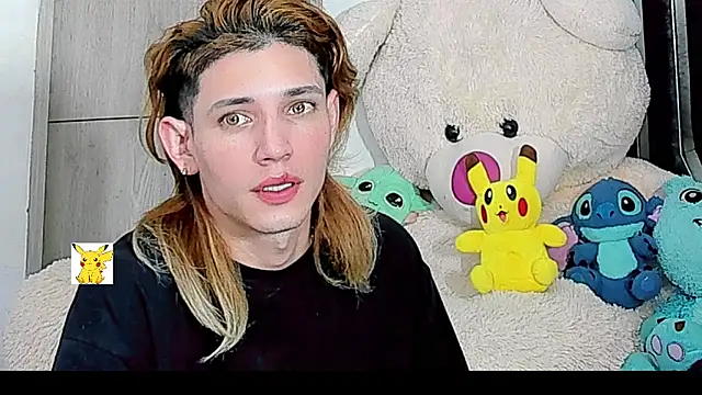 Snapshot of honey_skin chatting on 01.11.25 honey skin online show from 01.11.25